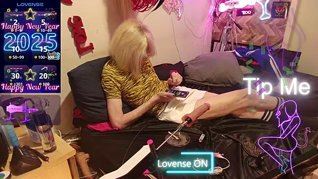 Snapshot of Sletjeray@xh chatting on 10/26/25, 05:02 Sletjerayxh online show from 10/26/25, 05:02