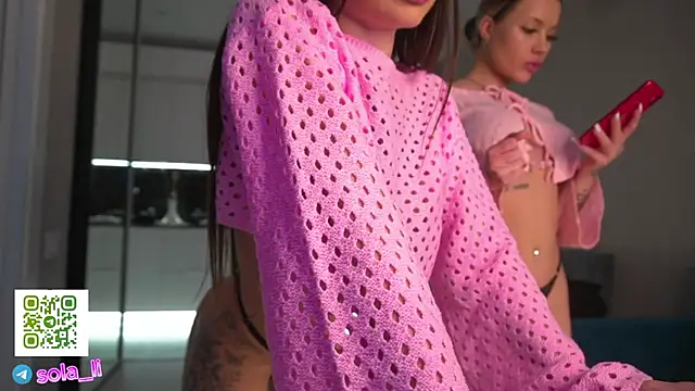 Snapshot of Sola_LI chatting on 01/23/25, 09:50 Sola LI online show from 01/23/25, 09:50