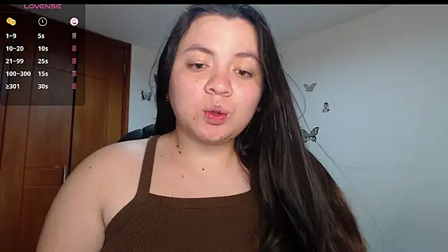 Snapshot of Sarahros1 chatting on 10/07/25, 03:04 Sarahros1 online show from 10/07/25, 03:04