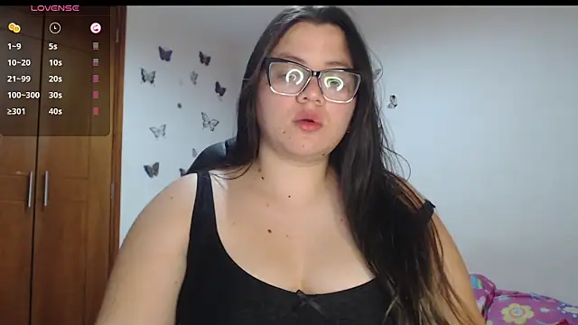 Snapshot of Sarahros1 chatting on 10/22/25, 03:51 Sarahros1 online show from 10/22/25, 03:51