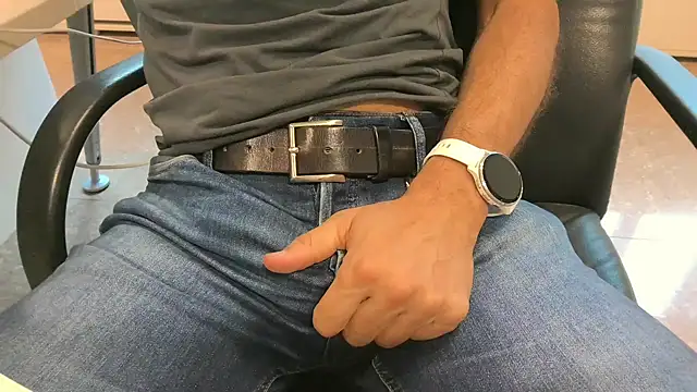 alessandroman2114 online show from 09/10/25, 04:51