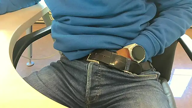 alessandroman2114 online show from 10/03/25, 08:33