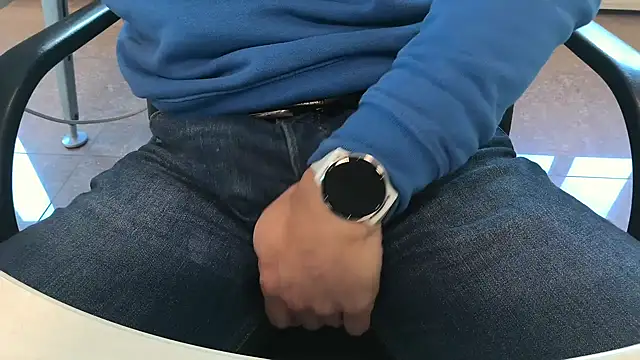 alessandroman2114 online show from 02/23/26, 11:40