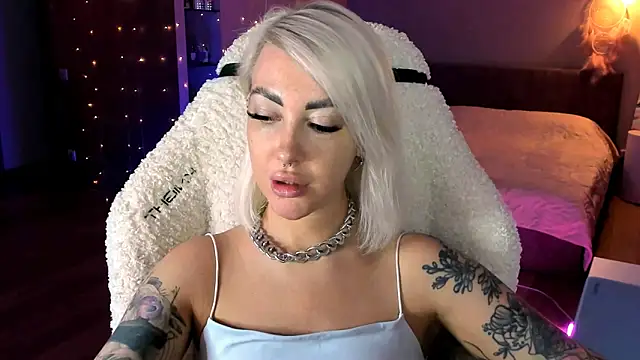 tykioty Miley online show from 12/03/25, 03:21