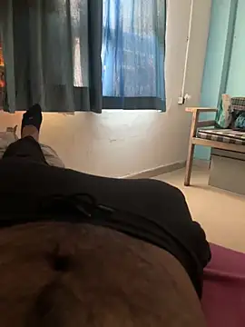 Snapshot of mrtoy121 chatting on 02/19/25, 05:05 mrtoy121 online show from 02/19/25, 05:05