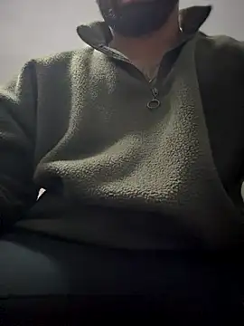 Snapshot of mrtoy121 chatting on 12/02/25, 05:52 mrtoy121 online show from 12/02/25, 05:52