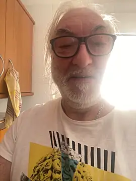 EroticVenetian online show from 04/01/26, 01:41