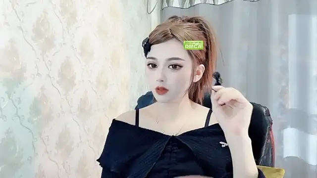 Snapshot of VIWVI chatting on 12/27/24, 04:58 VIWVI online show from 12/27/24, 04:58