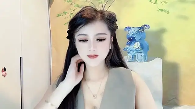 Snapshot of VIWVI chatting on 03/14/25, 02:31 VIWVI online show from 03/14/25, 02:31