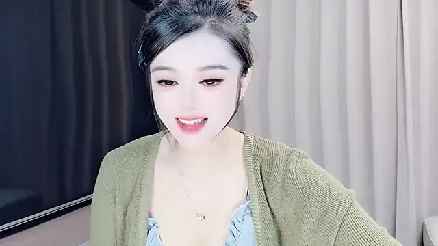 Snapshot of VIWVI chatting on 09/22/25, 03:30 VIWVI online show from 09/22/25, 03:30