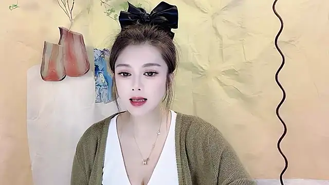 Snapshot of VIWVI chatting on 10/20/25, 05:08 VIWVI online show from 10/20/25, 05:08