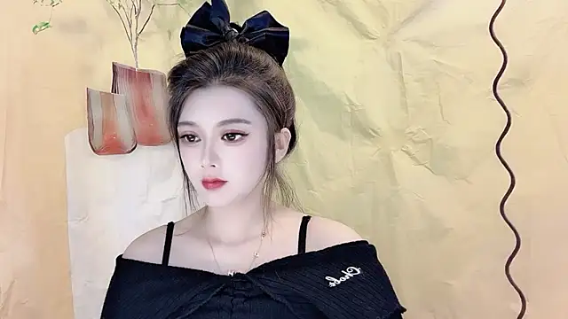 Snapshot of VIWVI chatting on 10/24/25, 04:09 VIWVI online show from 10/24/25, 04:09