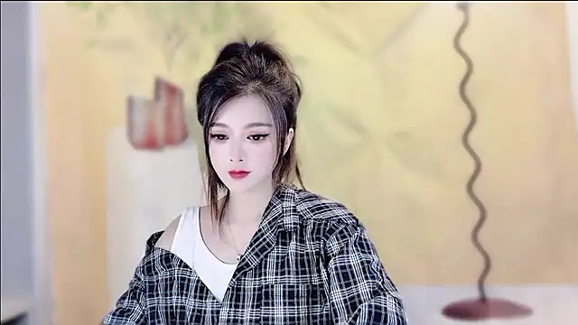 Snapshot of VIWVI chatting on 11/25/25, 04:34 VIWVI online show from 11/25/25, 04:34