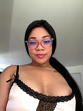 ashley Tompson1 online show from 11/21/25, 12:15