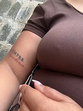 ashley Tompson1 online show from 03/31/26, 02:28