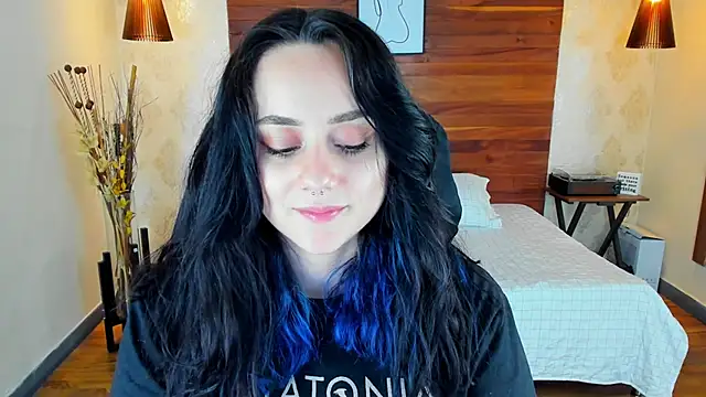 KatherineBond online show from 03/05/25, 11:16