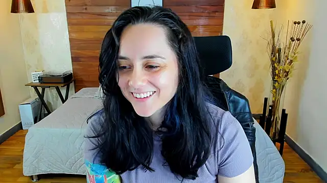 KatherineBond online show from 03/19/25, 01:32