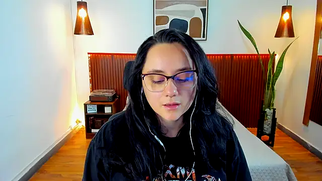 KatherineBond online show from 10/02/25, 07:43