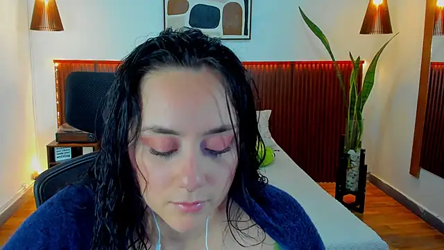 KatherineBond online show from 10/09/25, 07:56