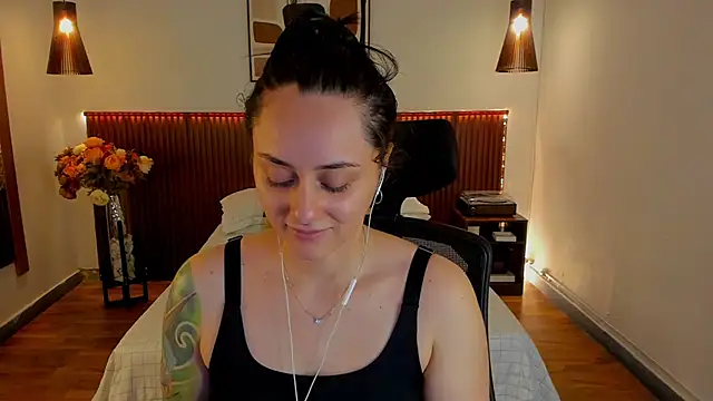 KatherineBond online show from 06/20/26, 04:21
