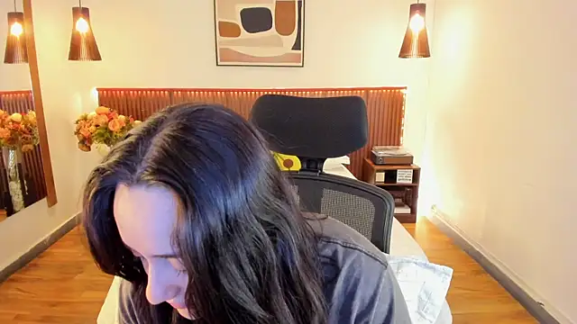 KatherineBond online show from 06/25/26, 06:12