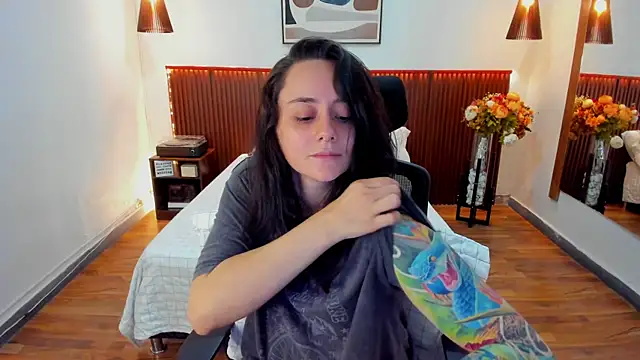KatherineBond online show from 07/09/26, 06:01