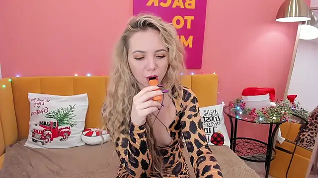 EvaMoran online show from 01/11/25, 05:10