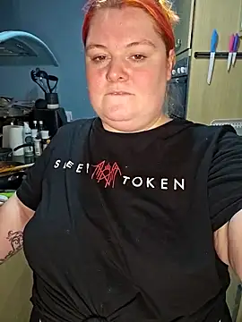 Snapshot of bbw_olive_peach chatting on 02/23/25, 08:44 bbw olive peach online show from 02/23/25, 08:44