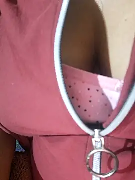 Priya Bong online show from 10/19/25, 01:28