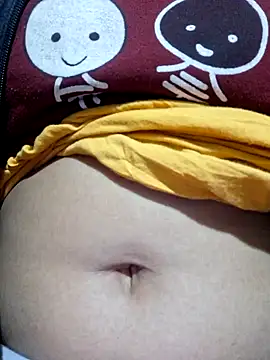 Priya Bong online show from 11/19/25, 11:49