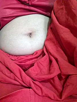 Snapshot of Priya_Bong chatting on 06/25/26, 05:56 Priya Bong online show from 06/25/26, 05:56