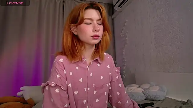 Snapshot of Evaa_Moonn_ chatting on 09/14/25, 11:26 Evaa Moonn  online show from 09/14/25, 11:26