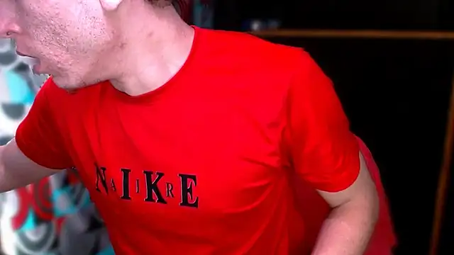 deividcloud36 online show from 11/23/25, 02:33