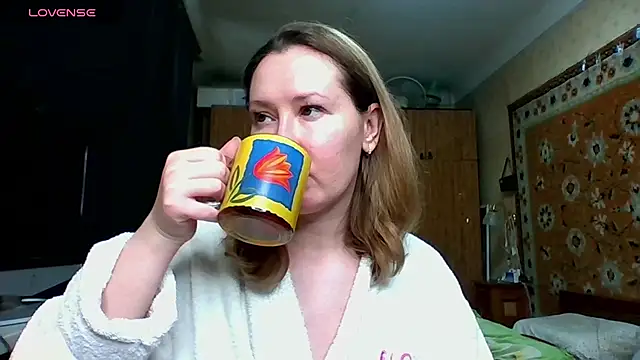 AnnaXLovers online show from 02/13/25, 08:59