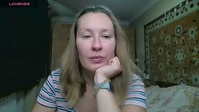 AnnaXLovers online show from 09/12/25, 08:58