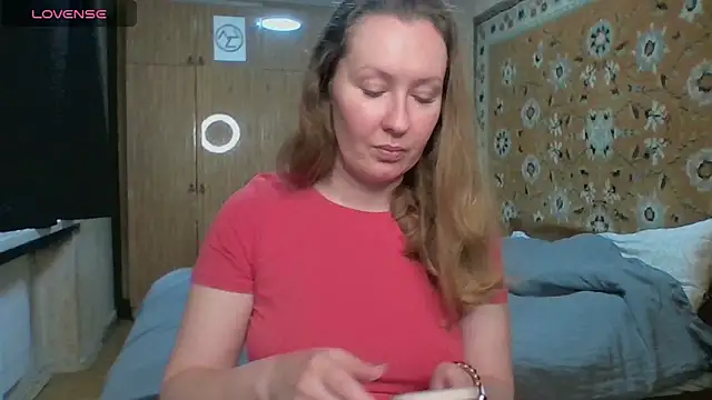 AnnaXLovers online show from 05/18/26, 10:10