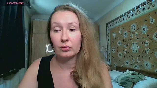 AnnaXLovers online show from 07/13/26, 01:14