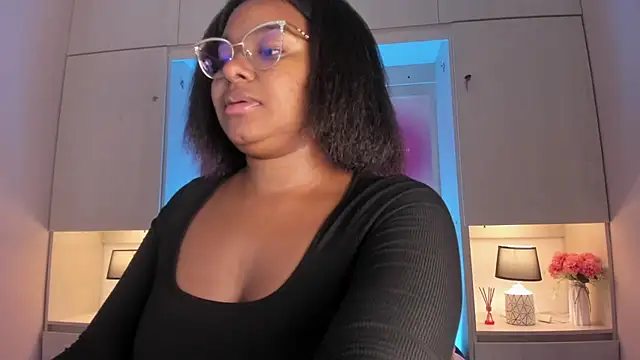 tamaraa smiith online show from 05/16/26, 07:56