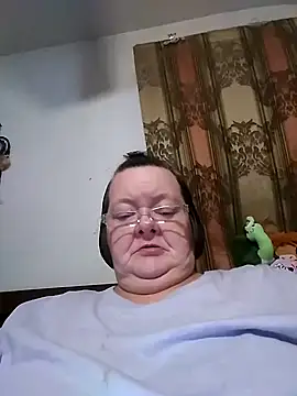 Bayou Woman68 online show from 04/13/26, 12:32