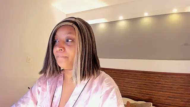 Adelehottman online show from 12/05/25, 02:58