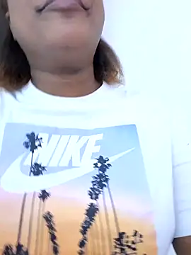 Adelehottman online show from 01/31/26, 09:13