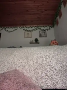 Snapshot of Milena-1 chatting on 03/16/25, 07:48 Milena-1 online show from 03/16/25, 07:48