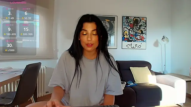 Snapshot of Arya_33 chatting on 11/19/25, 09:53 Arya 33 online show from 11/19/25, 09:53