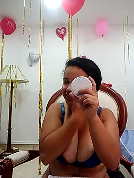 Snapshot of _Miaaleon chatting on 02/12/25, 01:16 Miaaleon online show from 02/12/25, 01:16