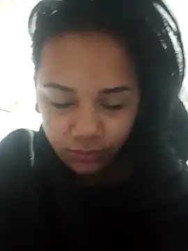 Snapshot of _Miaaleon chatting on 02/19/25, 10:23 Miaaleon online show from 02/19/25, 10:23