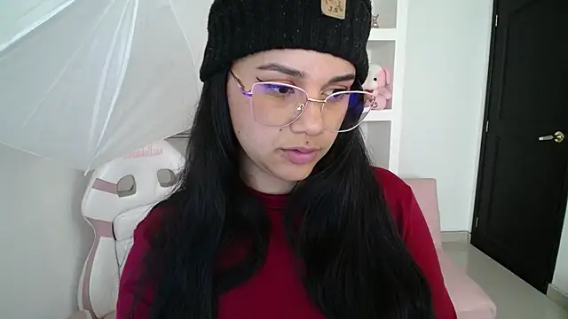 Snapshot of _Miaaleon chatting on 02/25/25, 10:04 Miaaleon online show from 02/25/25, 10:04