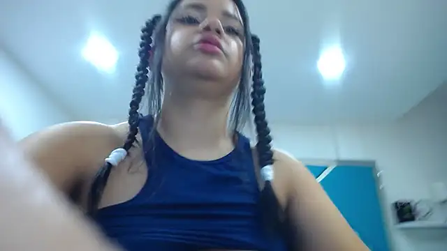 Snapshot of _Miaaleon chatting on 03/05/25, 04:24 Miaaleon online show from 03/05/25, 04:24