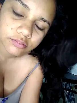  Miaaleon online show from 10/31/25, 09:10