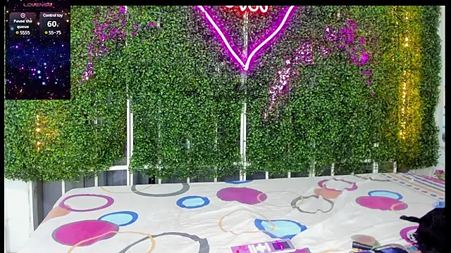 Snapshot of emy_0 chatting on 03/14/25, 07:55 emy 0 online show from 03/14/25, 07:55