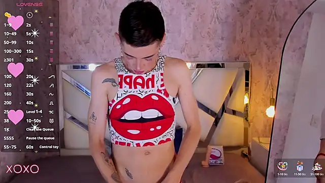 Snapshot of dominic_thailor chatting on 11/16/25, 02:00 dominic thailor online show from 11/16/25, 02:00